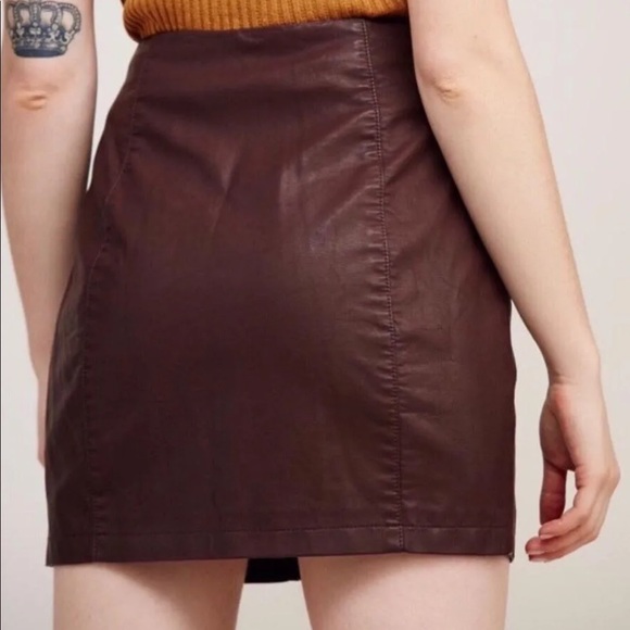 Free People Oh Snap Vegan Leather Button Skirt 8 - Picture 2 of 6